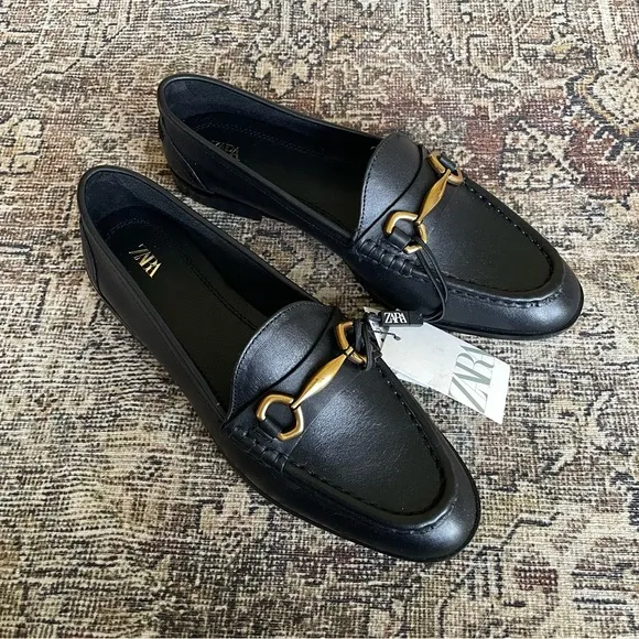 NWT Zara Leather Gold Hardware Loafers in Black - 7.5