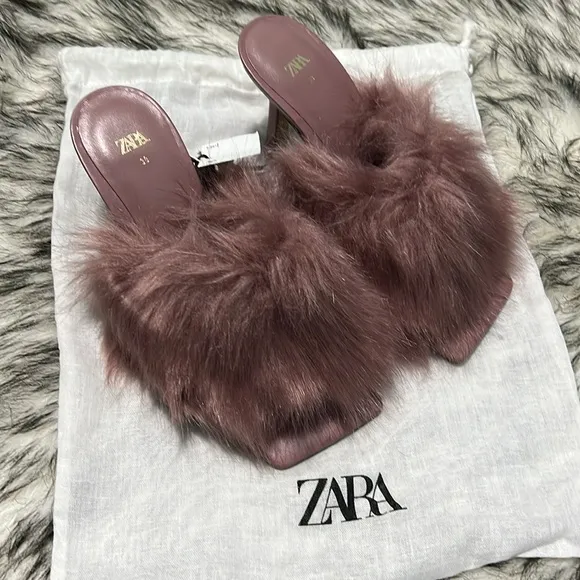 NWT Zara Mauve Faux Fur Square Toe Heeled Sandals 7.5 (38)