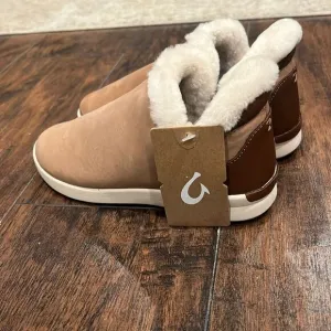 Olukai Mālua Hulu Boots Size 5 Women’s brand new