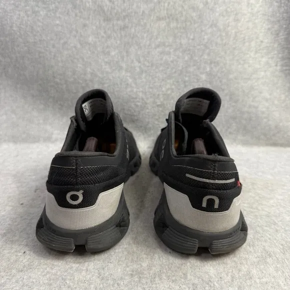 On Running Shoes Mens Size 12 Cloud X Black Low Top Comfort Athletic Sneakers