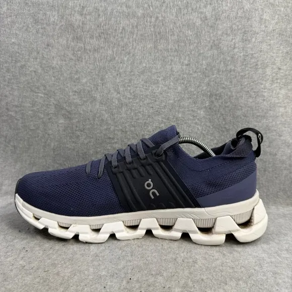 On Running Shoes Mens Size 9 Cloudswift Navy Blue &amp; White Athletic Sneakers
