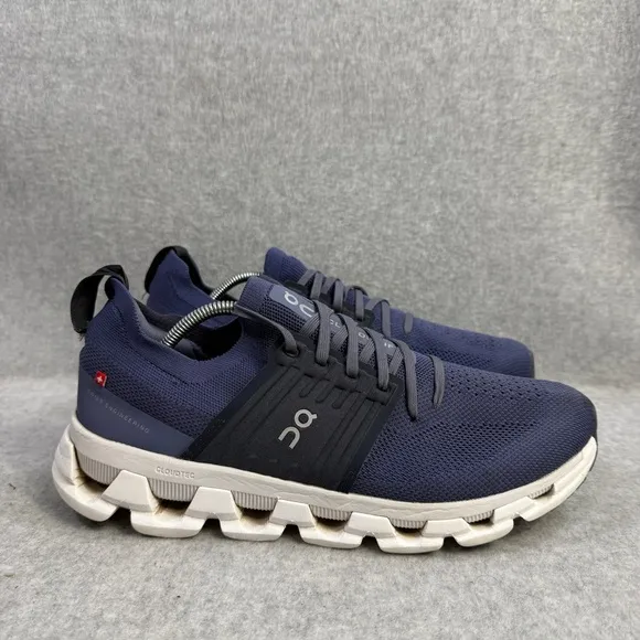 On Running Shoes Mens Size 9 Cloudswift Navy Blue &amp; White Athletic Sneakers