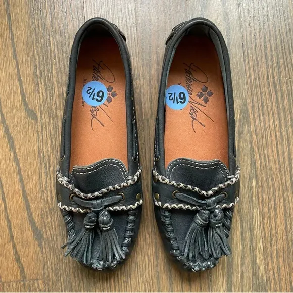 Patricia Nash Domenica Italian Leather Loafers Tassel Navy Moccasins
