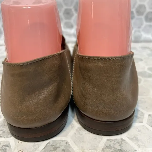 Patricia Nash Fia Leather Flat Loafers in Taupe with Buckle - Size 8
