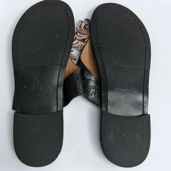 Patricia Nash Franca Tassel Leather Tooled Sandals