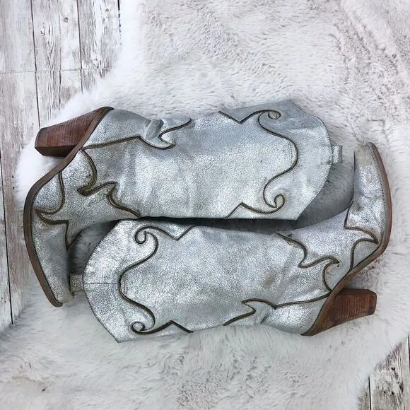 ✨PENNY LOVES KENNY✨ Silver Rodeo Drive Cowgirl Boots Size 10 M
