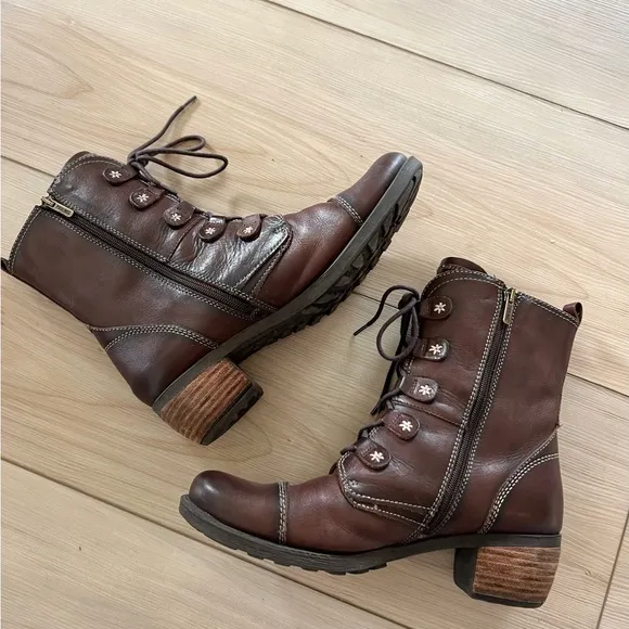 Pikolinos Women's Le Mans Lace up Boots
