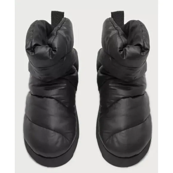 Piumestudio‎ Luna Black Pillow Boot Womens 37 Evereve Ankle Bootie Vegan New 6