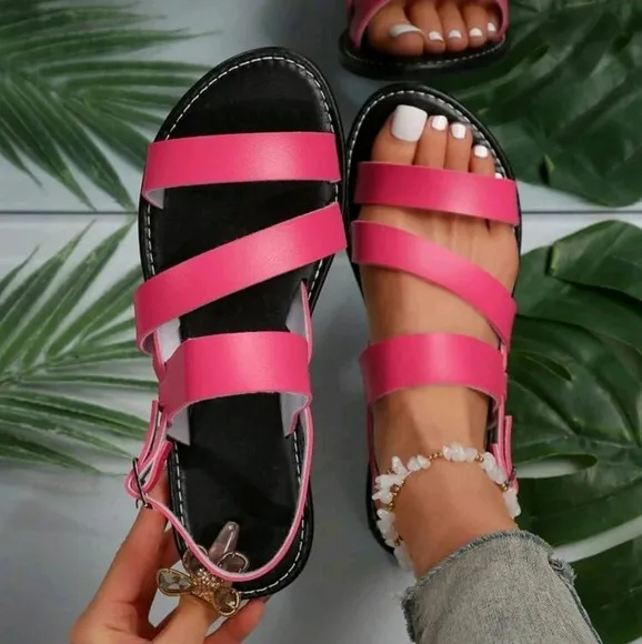 Plus-Size Women Buckled Flat Sandals, Retro One-Strap Beach Sandals