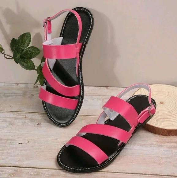 Plus-Size Women Buckled Flat Sandals, Retro One-Strap Beach Sandals