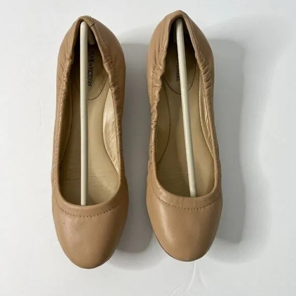 Pour la victoire Leather Beige loafers canton Sz 6.5