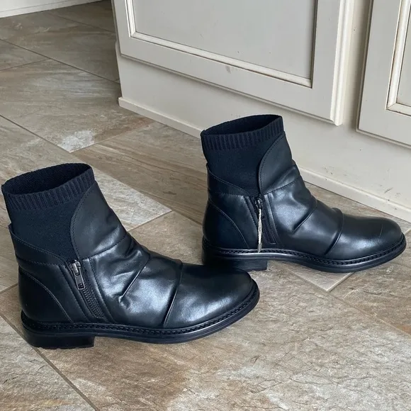 PREGUNTA Black Ankle Boots