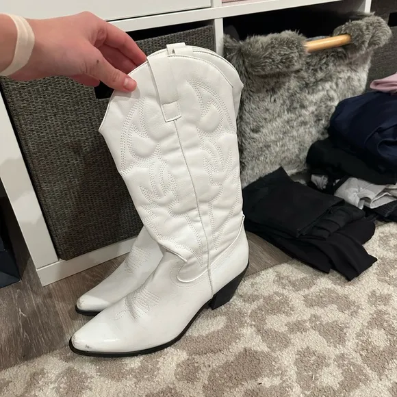 Princess Polly Clayton Boots