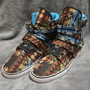 Radii FM1037 Straight Jacket VLC AZTEC Print