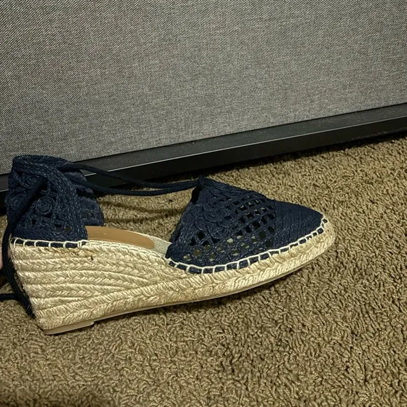 RARE 🌊☀️Sezane Carmen Espadrilles Blue and Tan with Woven Sole