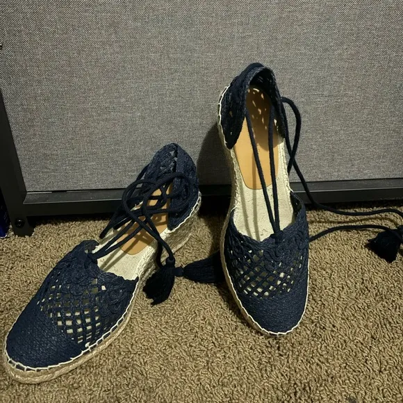 RARE 🌊☀️Sezane Carmen Espadrilles Blue and Tan with Woven Sole