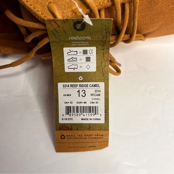 Reef Tan Sneakers with Nubuck Upper and Chukka Style