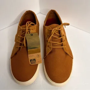 Reef Tan Sneakers with Nubuck Upper and Chukka Style