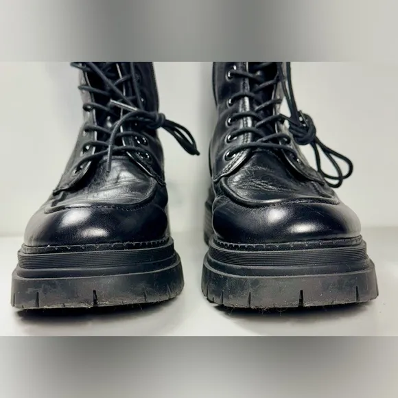 REGARDE LE CIEL Combat Boots with Chunky Sole