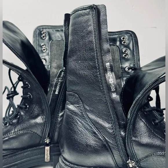 REGARDE LE CIEL Combat Boots with Chunky Sole