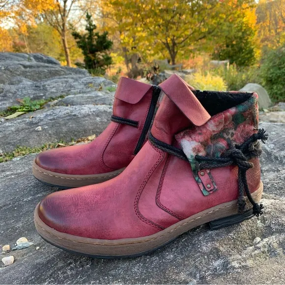 Rieker Z6771-35 Fee 93 Burgundy Red Floral Vegan Foldover Ankle Bootie Boot