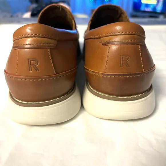 Rockport loafers Total Motion Craft Venetian Cognac SZ 9.5 NWOT Brand New