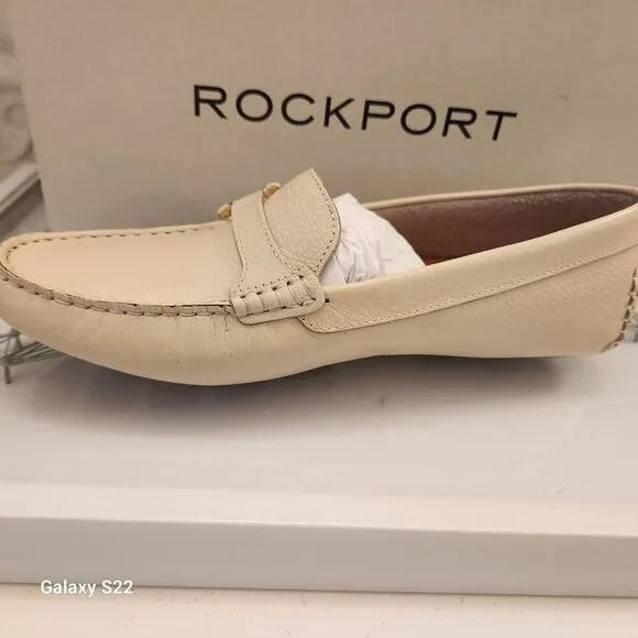 Rockport Women's Leather Bayview Ring Loafers. NIB. Size 9.5