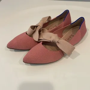 Rothy’s Rosebud Mary Jane Flats