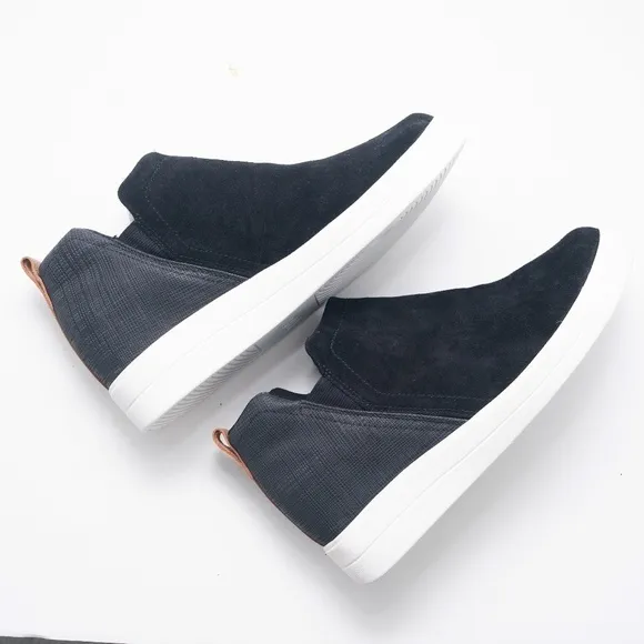Ryka. Vera Sneaker Boots.