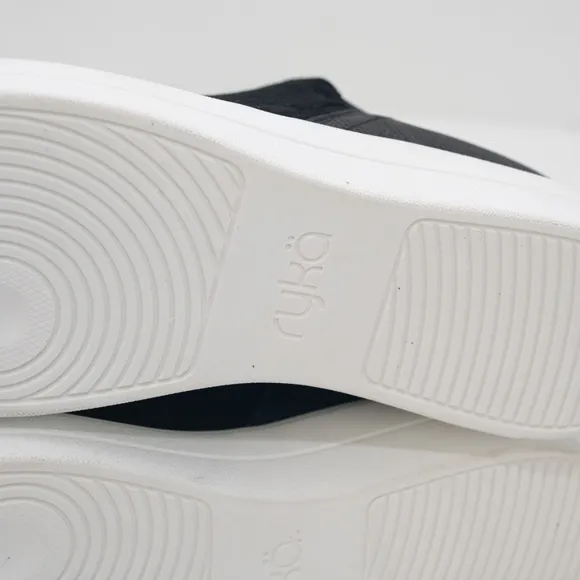 Ryka. Vera Sneaker Boots.