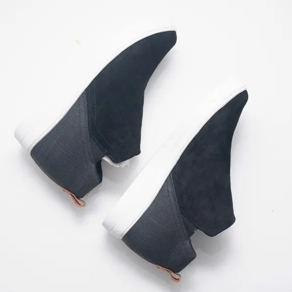 Ryka. Vera Sneaker Boots.