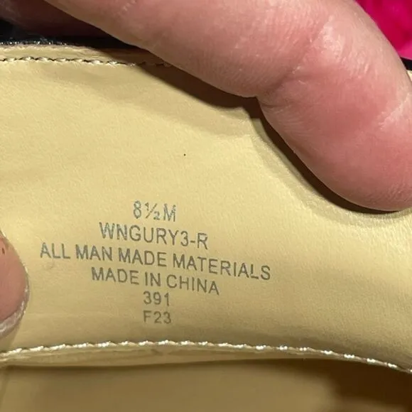 (S4) Nine West Womens Garren 3 Faux Leather Patent Loafers. Sizes 7, 8.5, 10