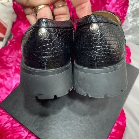 (S4) Nine West Womens Garren 3 Faux Leather Patent Loafers. Sizes 7, 8.5, 10