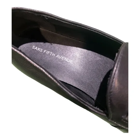 Saks Fifth Avenue Black Dunham Loafers Size 10.5.