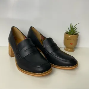 SALE New Korks Black Leather Loafers with Wooden Heel