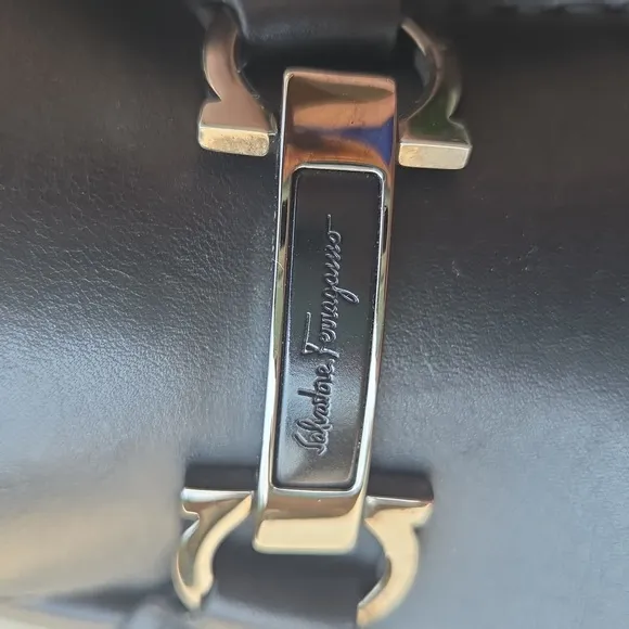 Salvatore Ferragamo Black Leather Loafers 10.5D
