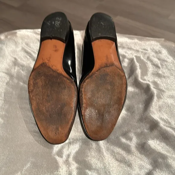 Salvatore Ferragamo Black Leather Womens Loafers with Gold Accent, Size 8 1/2