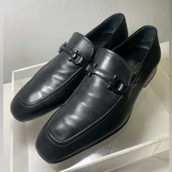 Salvatore Ferragamo mens gancini moscasin loafers leather black sz 6.5