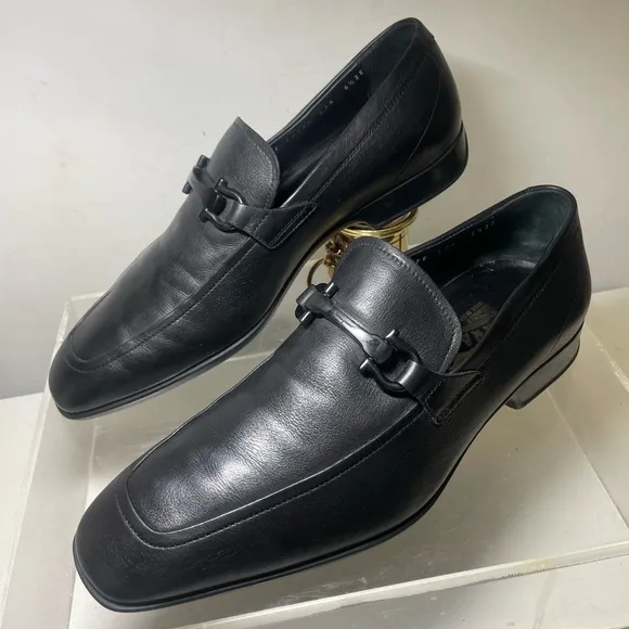 Salvatore Ferragamo mens gancini moscasin loafers leather black sz 6.5