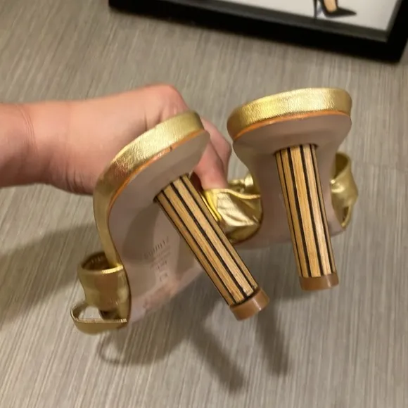Schutz Mindy genuine leather Pin Heeled Sandals in Gold color Size 8