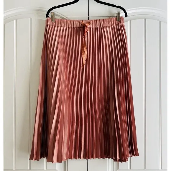 Scotch &amp; Soda NWT Women's Satin Pleated Skirt Midi Length Size L Elastic Waist