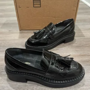 Seychelles Final Call Tassel Patent Black Leather Loafers
