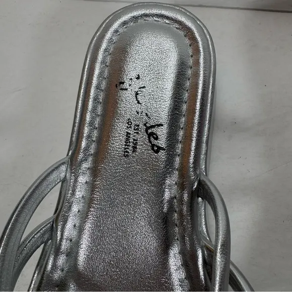 Seychelles Hanna Silver Metallic Strappy Platform Sandals Women Size 8M