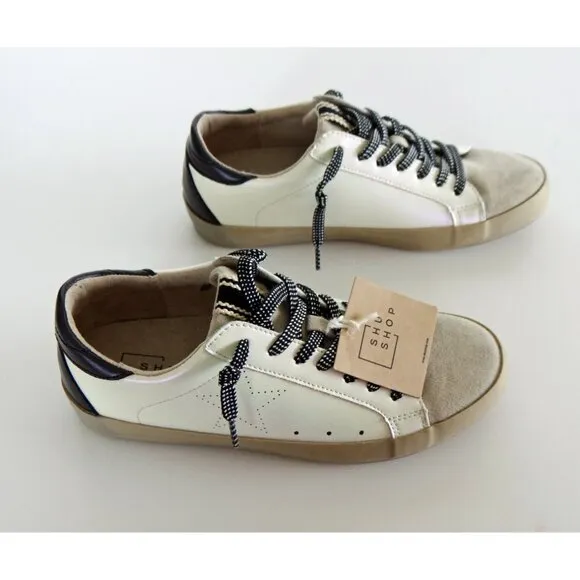 ShuShop Mia Kids Sneaker in Metallic White with Dark laces Size 4 Kids NEW/ NWT