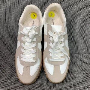 Sincerely Jules Womens Size 9M Bailey Sneakers Beige/White