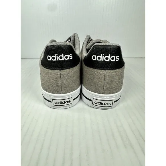 Size 10 Adidas Shoes Sneakers Mens Grey Daily 3.0 Sportswear FW3270 NEW