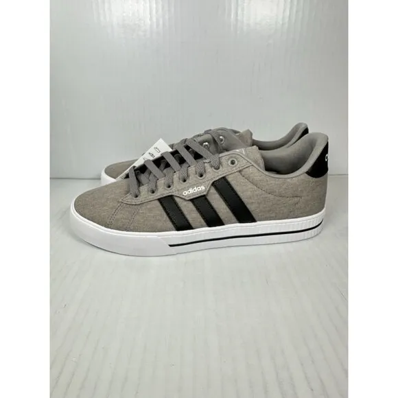 Size 9 Adidas Shoes Sneakers Mens Grey Daily 3.0 Sportswear FW3270 NEW