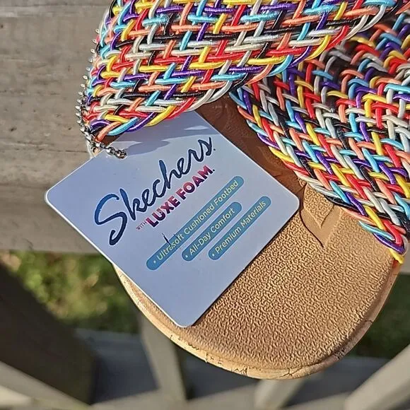 Skechers Beverlee Luxe Foam multicolor cross-band wedge sandals size 10