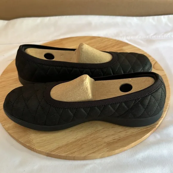 Skechers On-the-GO Vegan Washable Quilted Skimmer - Sundance 8M