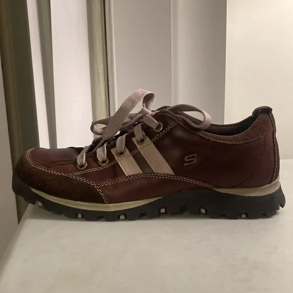 Skechers Toffee Brown Leather Sneaker Loafers Sz 9.5